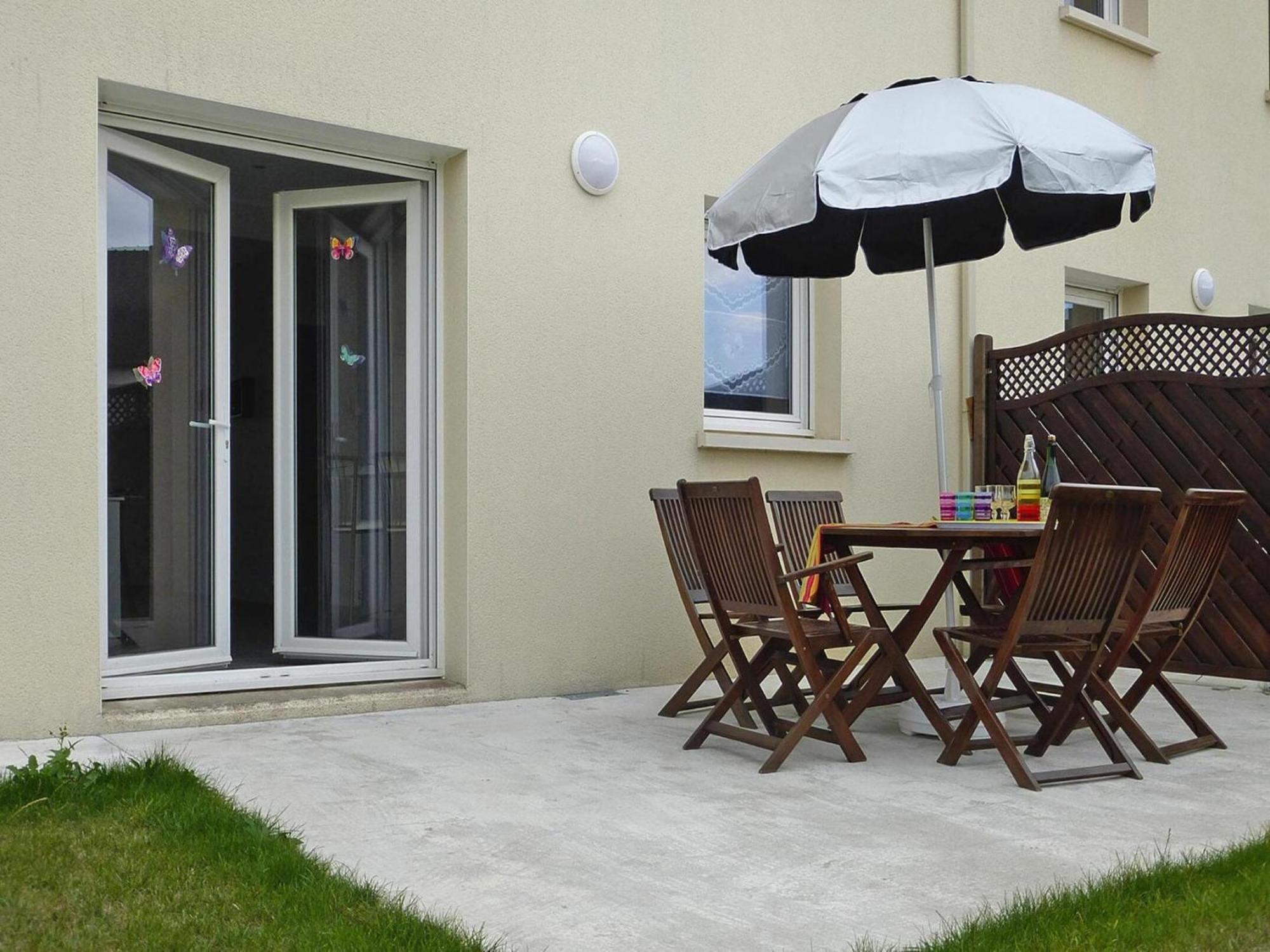 Modern Semi Detached House With Terrace Saint Quay Portrieux Villa Exterior photo